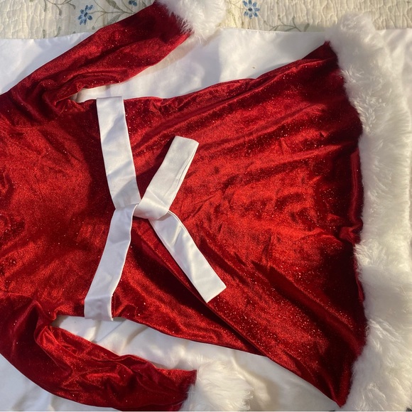 Red and white toddler dress 4T - Picture 6 of 6